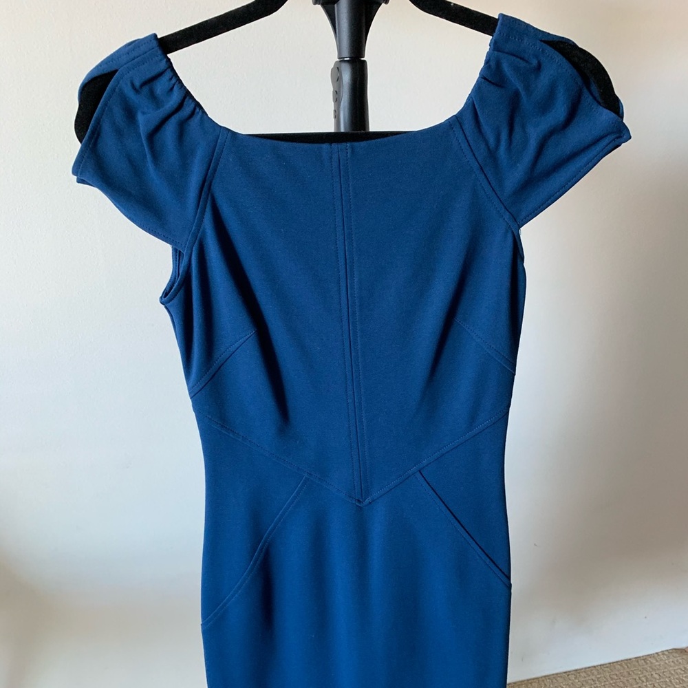 Diane von Furstenburg blue dress, size 2